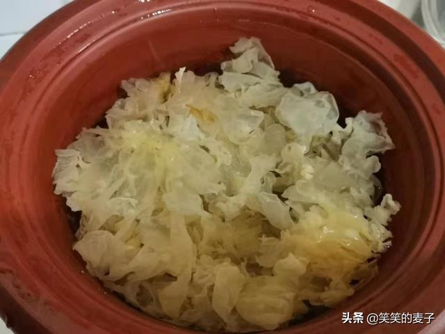 雪梨老公张衍家是干嘛的:熬梨汤的正确方法是怎样的