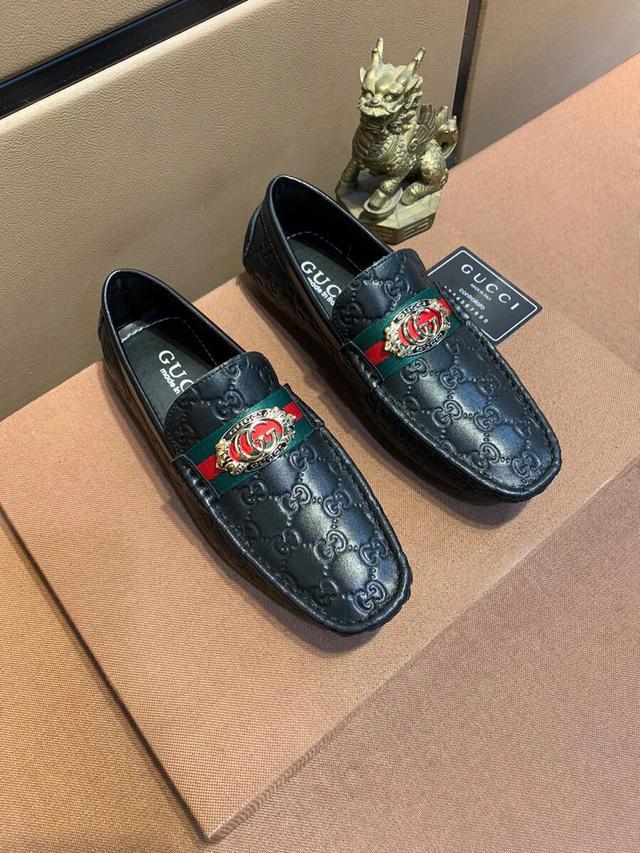 头条问答 - 有好看的gucci男士豆豆鞋推荐吗?(3个回答)