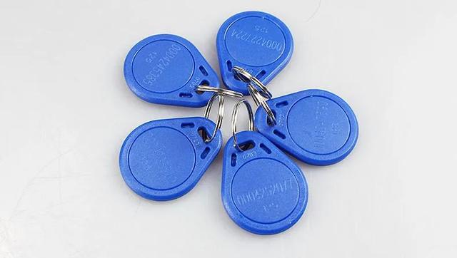 封闭小区门禁卡有多少种介绍几种出入证门禁卡图片