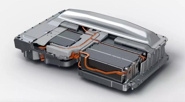 起亚k5新能源汽车，起亚k5插电混合用的是什么牌子电池