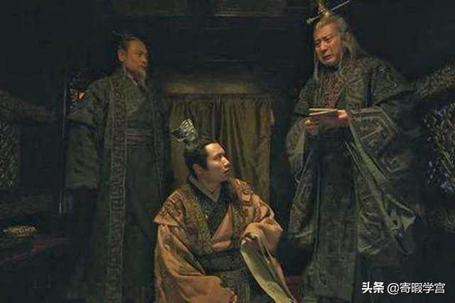 秦穆公亡马:英明一世的秦穆公，为何临终强迫177位秦国人才全部殉葬？