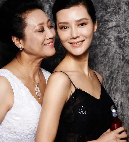 杨立新和杨玏:范丞丞流泪埋怨自己没有实力，靠姐姐范冰冰，你怎么认为？