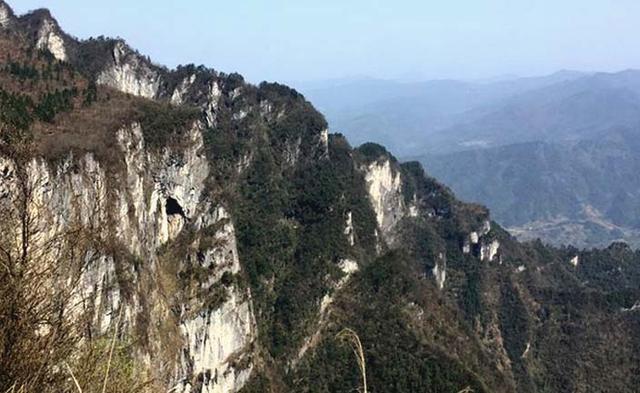 湘西土匪:您是怎么看待湘西土匪的？要求客观，不带偏见，不先入为主？