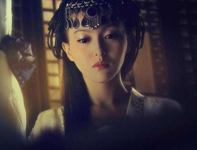 紫萱是谁演的:为什么紫萱是唐嫣演得最好的角色？