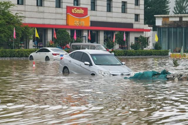 河南暴雨走了多少人，郑州暴雨失踪几十人，有可能被洪水冲到哪里还有找到的可能吗