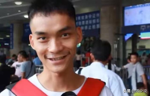 连续12次参加高考，拍成纪录片，“考霸”唐尚珺为何如此执着？