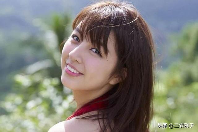 女人身上有邪气的表现,女人身上有股气味是怎么回事？