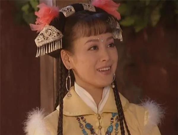 伊能静黄圣依张萌一组:乘风破浪的姐姐综艺节目中你最喜欢谁？