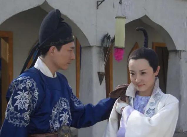 李元芳如燕:神探狄仁杰中的李元芳喜欢如燕吗？