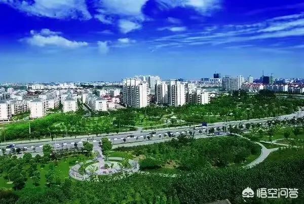 深圳镇在现在什么地方，我国最大的镇是哪个镇，最大的村是哪个村