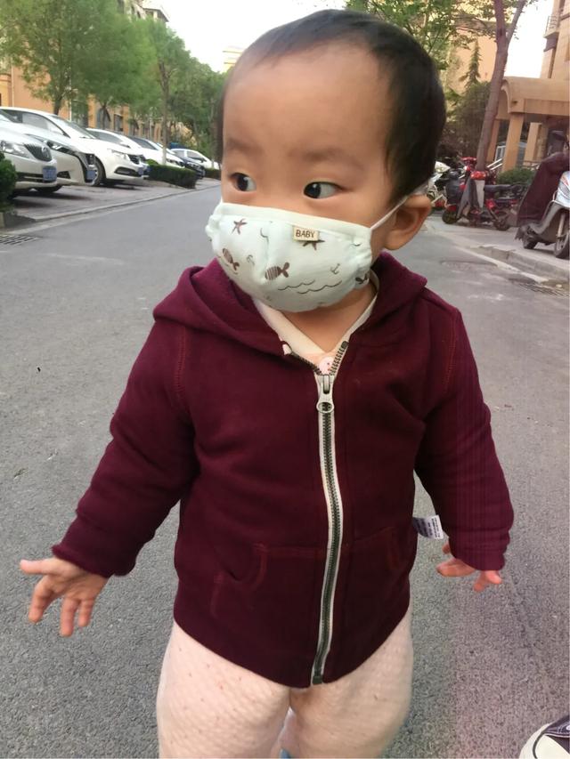 小孩尿床怎么办:孩子5岁了还在尿床有哪些危害？家长应该如何帮助孩子改善？