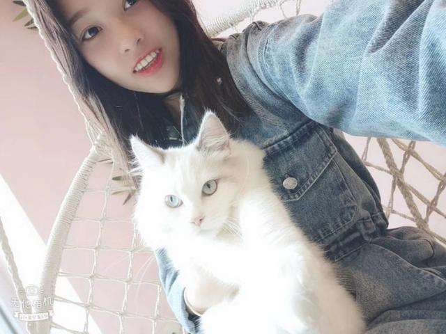疯狂少女群:你见过最疯狂的女生有多疯狂？如果是你对象你怎么相劝？