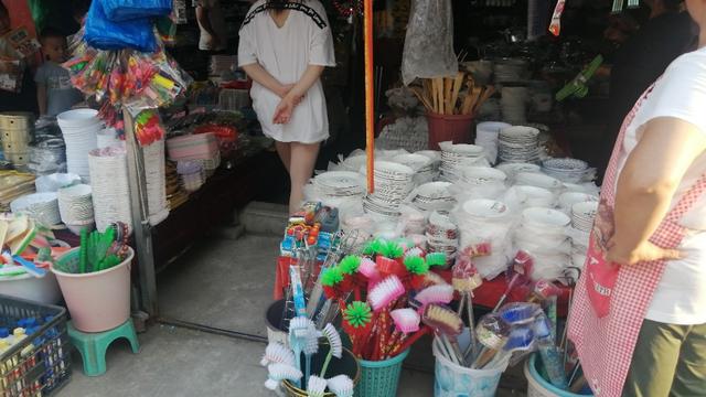 有人说地摊拉动农产品销售渠道,你怎么看？