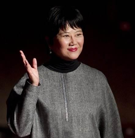 胡玫和李少红谁才扛得起中国第一女导演的头衔