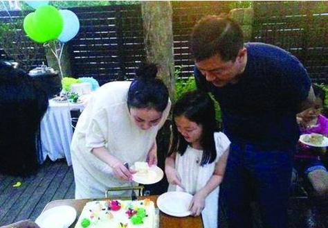 王菲李亚鹏离婚原因:李亚鹏录音曝光，无意暴露与王菲离婚的真正原因，李嫣能原谅吗？