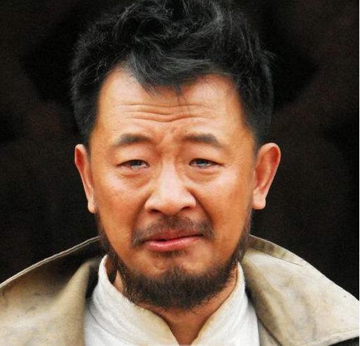 黄海波和莫小棋:你熟悉演员黄海波吗，曾经风光当红的他后来低调淡出和谁结婚了？