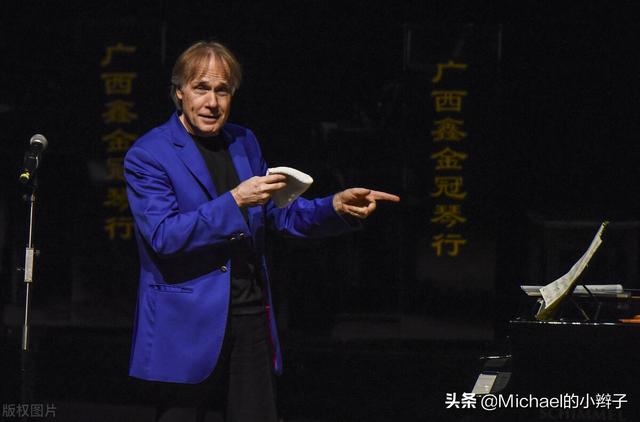 理查德克莱德曼简介:克莱德曼在世界钢琴界处于什么地位？你如何评价？