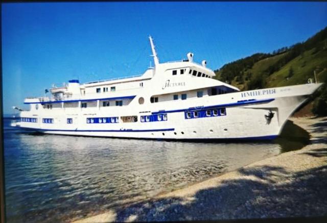 贝加尔湖畔的碧玉之灵,贝加尔湖在哪里，都能享受什么服务？