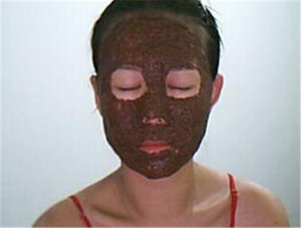 海藻面膜的使用方法(海藻面膜的用法和步骤)