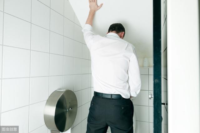 尿酸过高是尿毒症前兆吗:体内尿酸超标时，身体是如何通过外在表现告诉我们的？