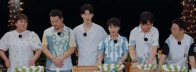 肖战杨紫北京春晚:为什么说高以翔之后，浙江卫视又因为肖战遭差评和抵制？