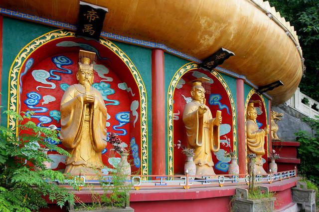 三皇五帝的传说:传说中的三皇五帝，是中国的原始社会吗？