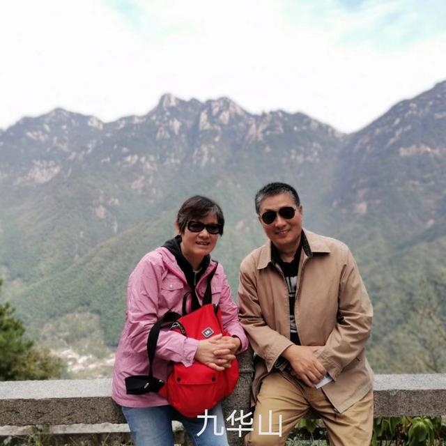 武汉结伴旅游微信群:男60岁退休了，总想和非常喜欢旅游的人一起结伴去，怎么办？