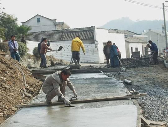 萨路基和山东细的区别:同样是开年大戏《人世间》《闯关东》你认为哪个更好看？