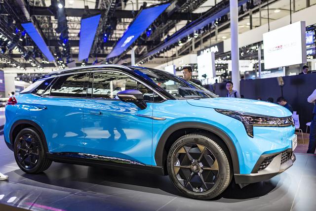 新能源汽车哪吒，广州车展期间想入手一台新能源车，20万左右什么有什么推荐？