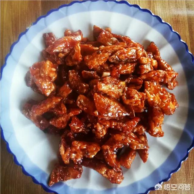 请问,在家自己制作烧茄子,茄子需要去皮吗？如何做好吃？