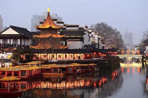 到南京旅游,有什么景点可以推荐,收费吗？