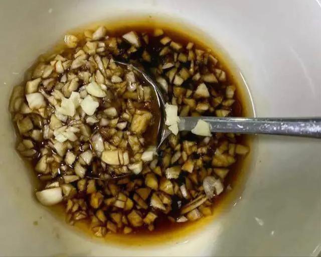 炎炎夏日没有胃口,猪肉怎样做比较开味下饭?