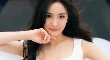 杨幂现任老公是谁啊:杨幂魏大勋恋情实锤越来越多，为什么他们不敢承认？