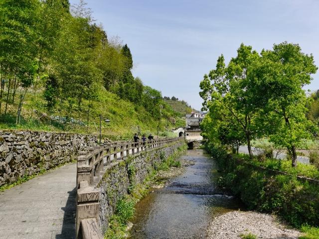 你有哪些旅行技巧，可以有效提升旅行的体验