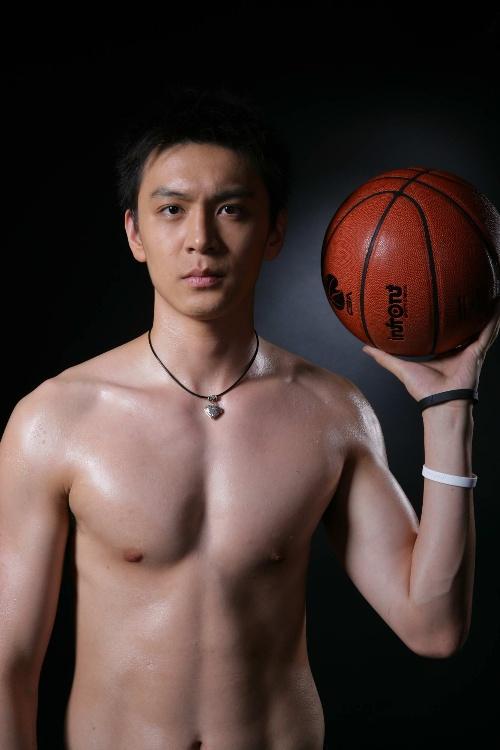 周晓兰:中国女运动员里面哪个最好看？男运动员哪个最帅？