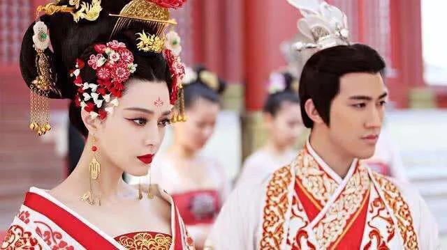 李子明:为什么武则天生前为唐高宗书写墓碑，自己墓碑上却一个字也没呢？