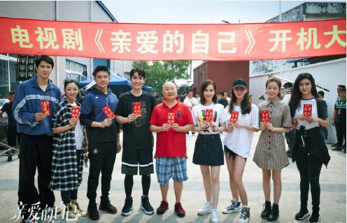 叶锦添工作室:刘诗诗产后复出合作丁黑导演和鲜肉朱一龙，你怎么看