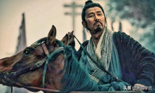 林峰钻裤裆哪一集:手握十万大军，控制一半疆土，韩信为何对刘邦言听计从？