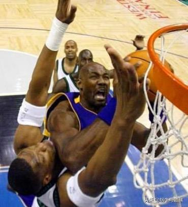 小峰峰图片:在NBA的国际球员中，诺维茨基成就最高吗？