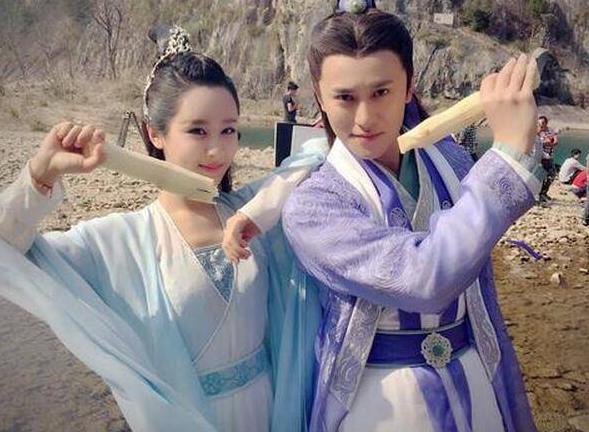 胡冰卿模仿徐璐:为什么说张铭恩徐璐胡冰卿的事与杨紫秦俊杰张雪迎的关系很相似？