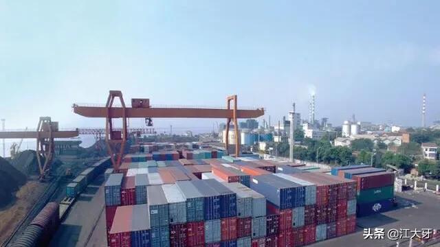 春天农庄akc:什么植物做篱笆好，并且长得快？ 春天农庄的作文