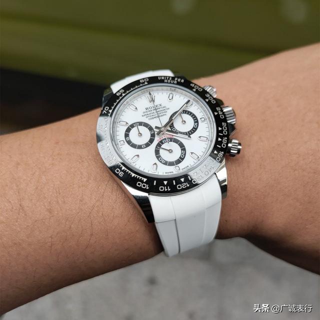 熊猫手札01:为何很多人都喜欢熊猫而很少有人喜欢北极熊？