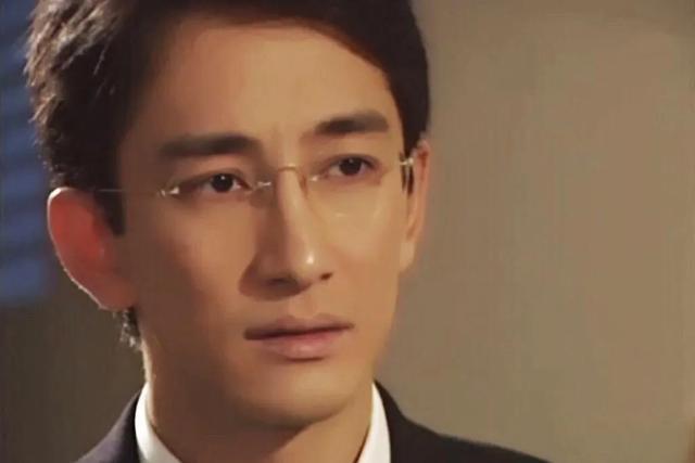 头条问答 - 哪些戴眼镜的明星你认为很帅?(21个回答)