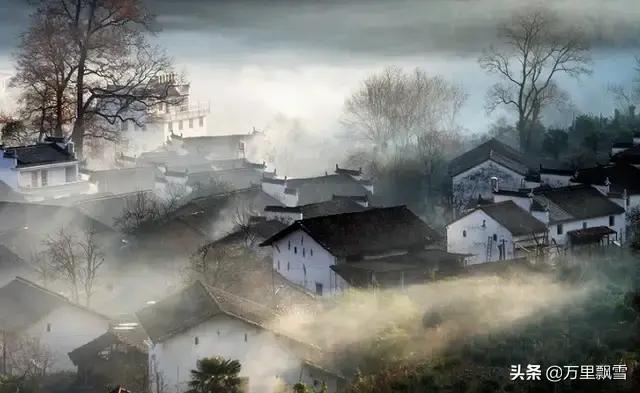 柳宗元的作品:柳宗元的《江雪》和白居易的《夜雪》都是写什么？如何评价？