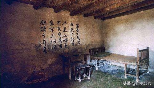小萝卜头资料简介:我的弟弟小萝卜头故事主要讲什么？