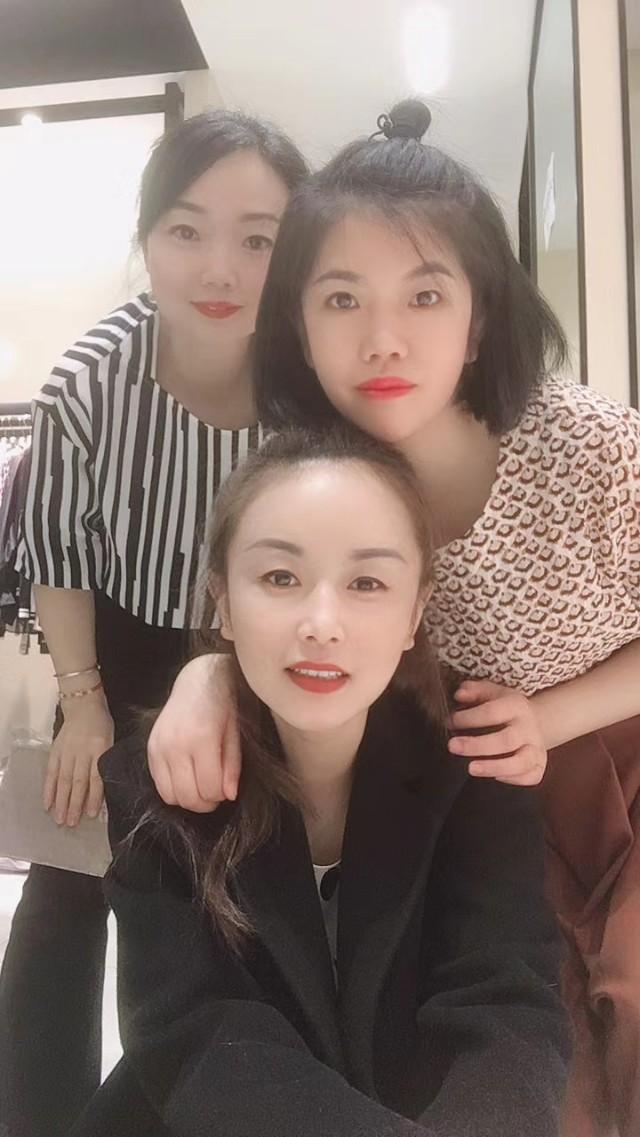 翡翠手镯估价,花同样的钱买翡翠，手镯和挂件哪个更保值？