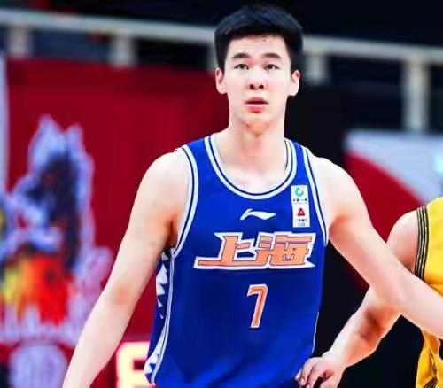 国青三巨头之一的郭昊文，为什么落选男篮集训？