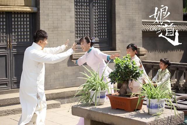 石楠花的味道是什么梗:石楠花 为什么有许多学校要种植石楠花？