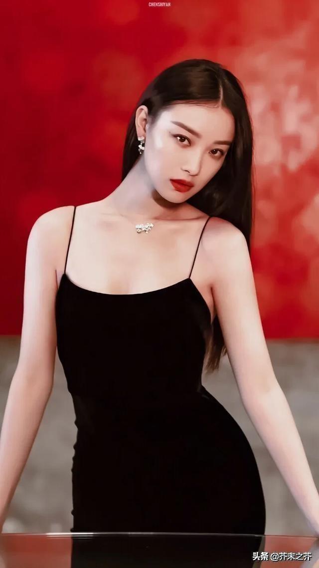 倪妮不雅:为什么有人说倪妮穿衣搭配以及拍照都这么好看？
