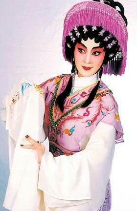 粤剧红线女:粤剧名曲有哪些好听的粤剧名曲20首推荐？